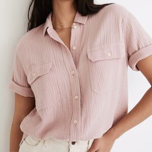 Madewell Lightspun Short-Sleeve Flap-Pocket Shirt in Wisteria Dove